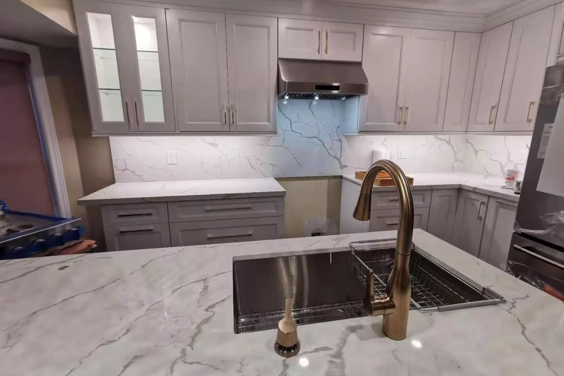 Contemporary Grey Kitchen