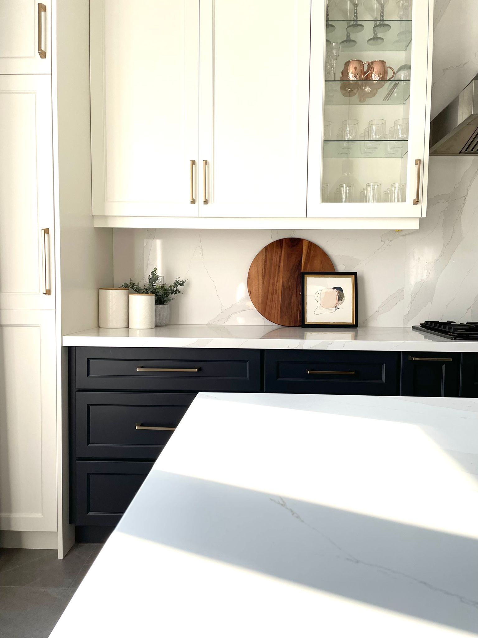 kitchen cabinets Oshawa-Rahma Granites Quartz & Kitchen Cabinets
