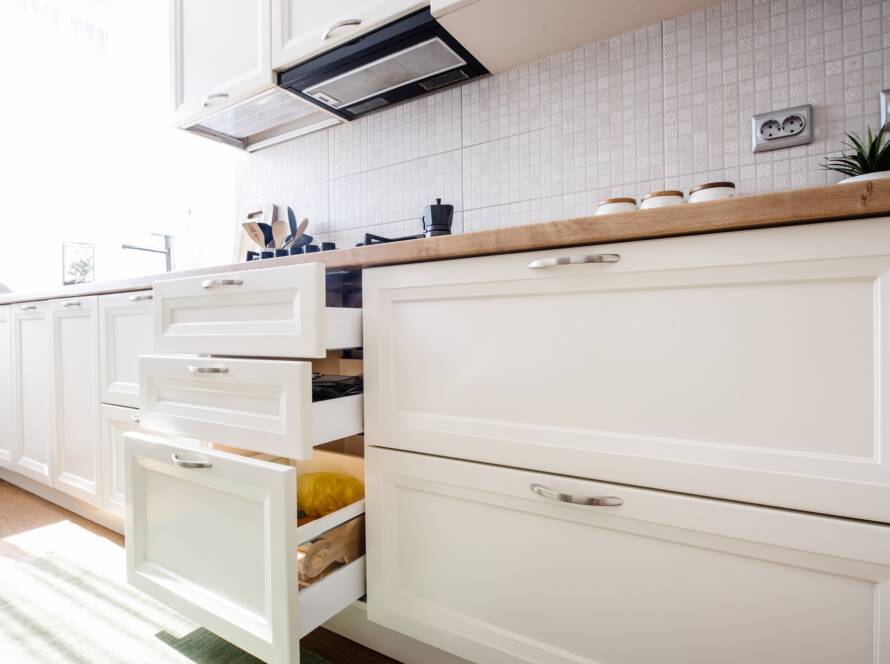 Modern Kitchen cabinets with new appliances